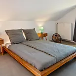 Urlaubsapartment Suedsicht شقة *